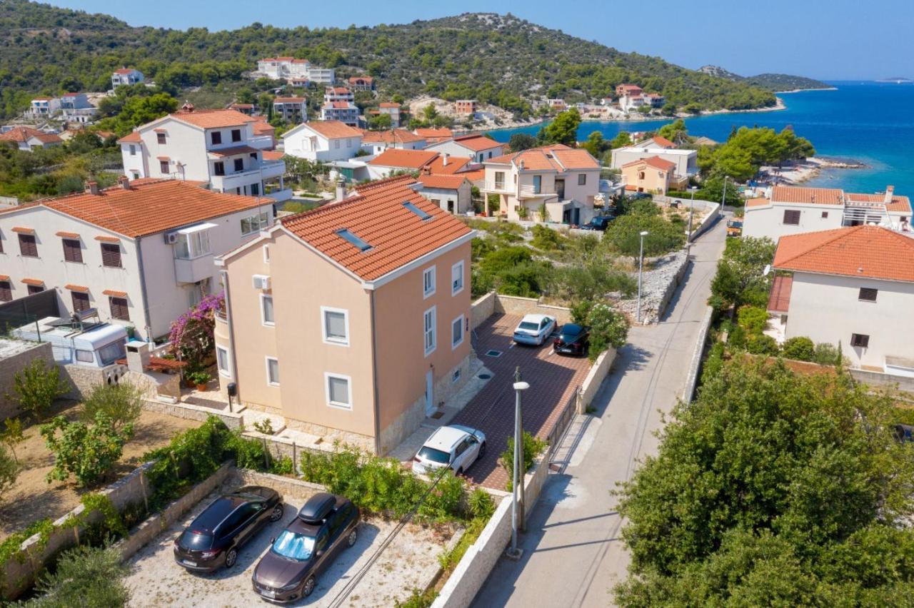 Villa Tea Razanj Exterior photo